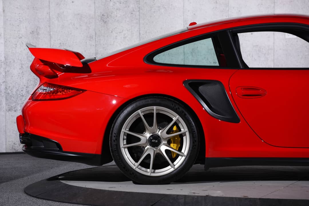 2011 Porsche 911 GT2 RS — photo 22