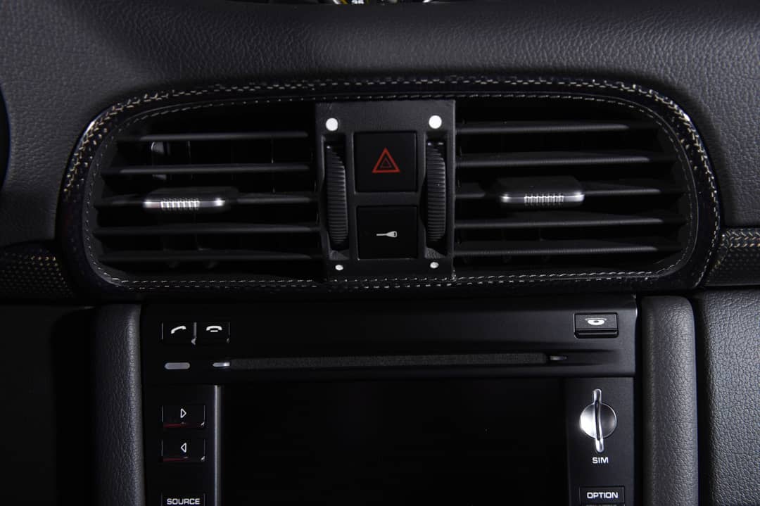 2011 Porsche 911 GT2 RS — photo 35