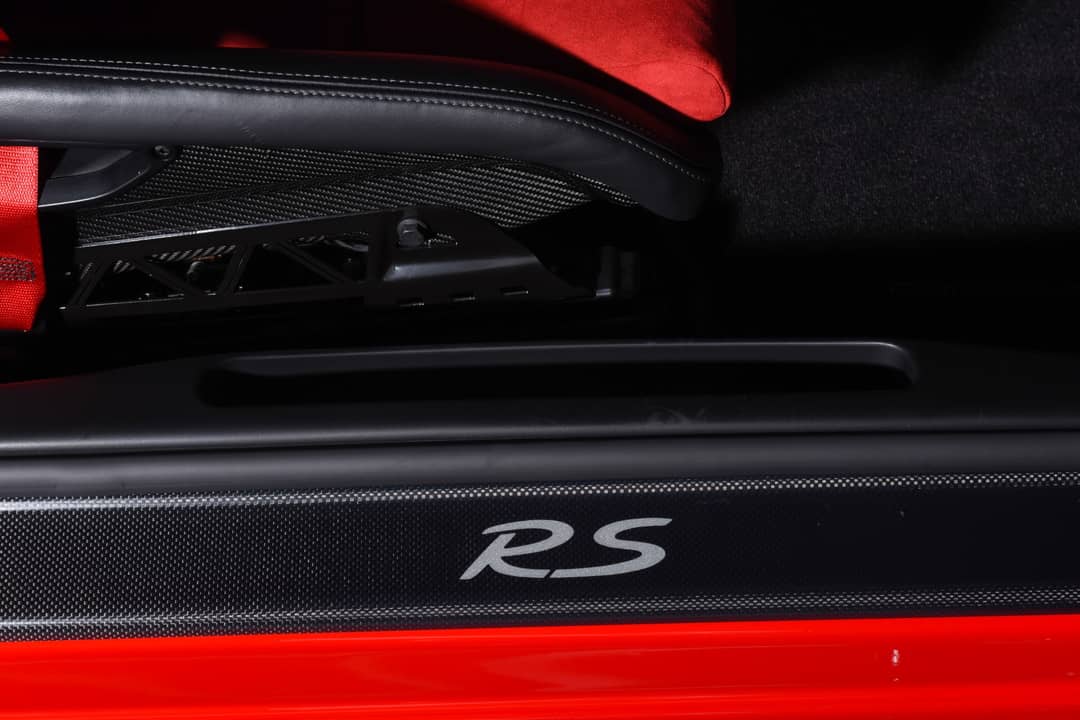 2011 Porsche 911 GT2 RS — photo 37