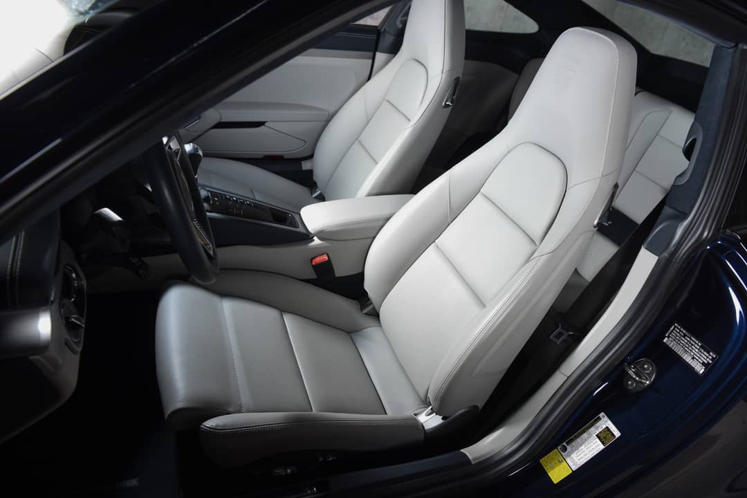 2019 Porsche 911 Carrera GTS — photo 16