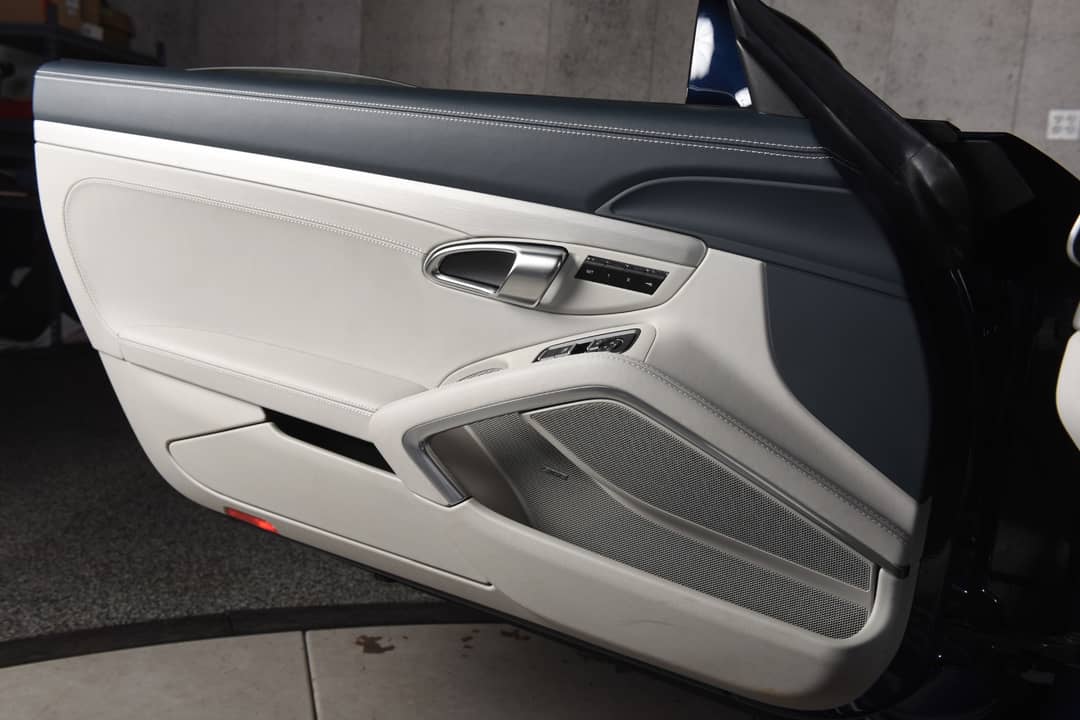 2019 Porsche 911 Carrera GTS — photo 23