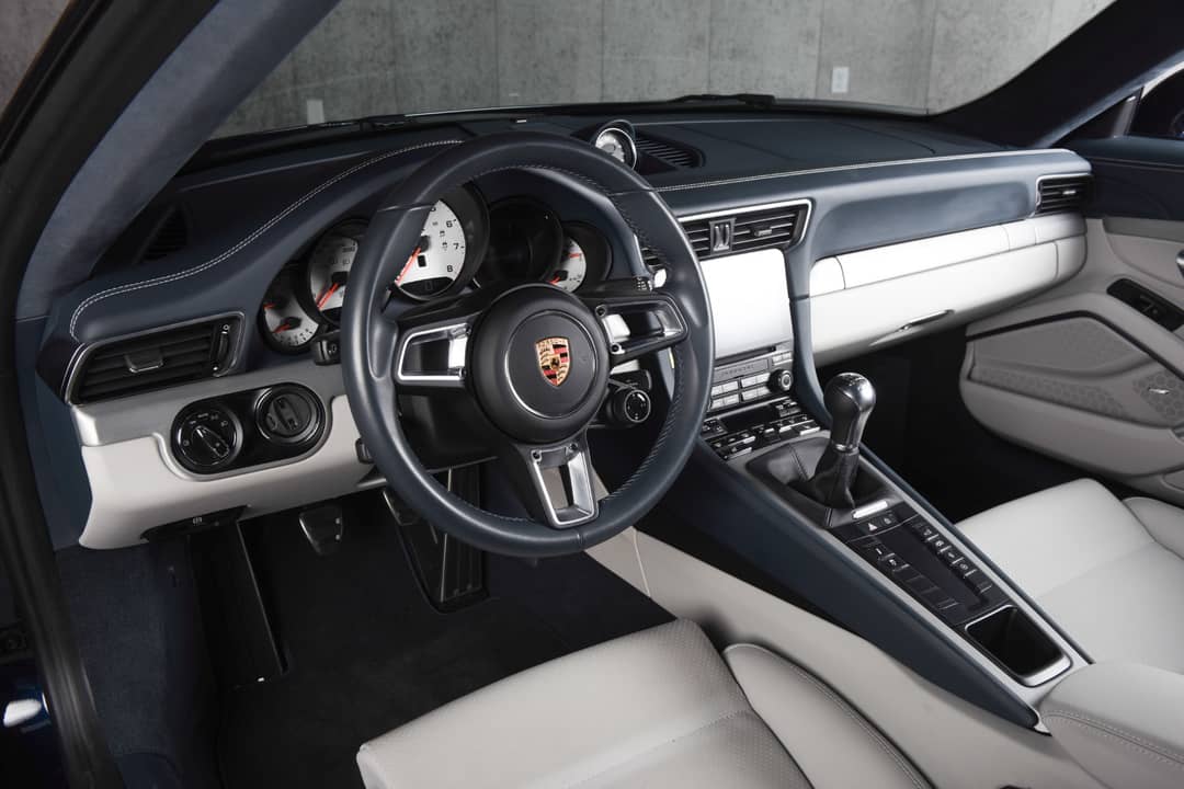 2019 Porsche 911 Carrera GTS — photo 4