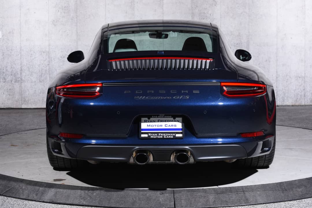 2019 Porsche 911 Carrera GTS — photo 10