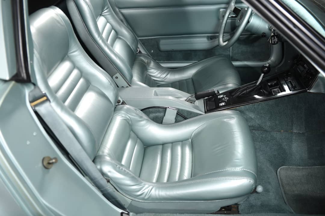 1982 Chevrolet Corvette — photo 32