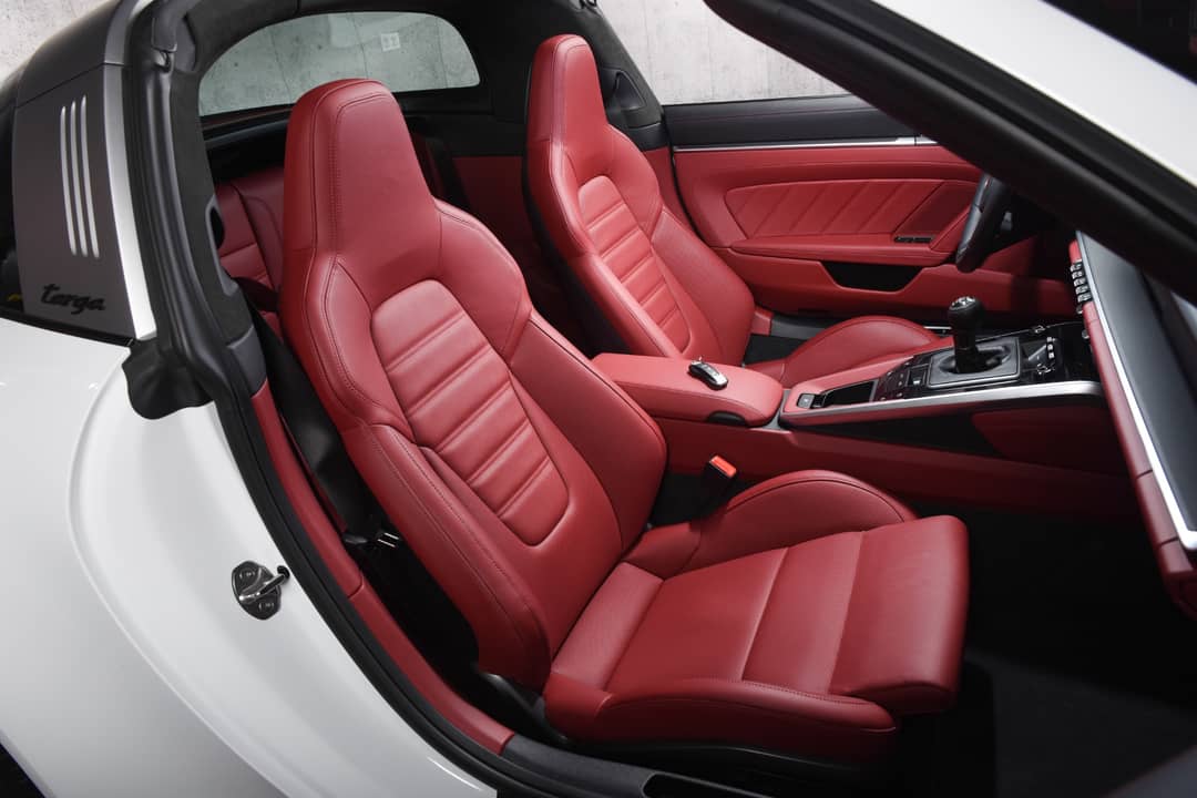 2024 Porsche 911 Targa 4 GTS — photo 14