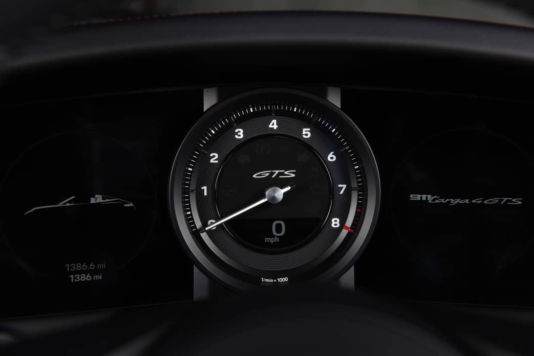 2024 Porsche 911 Targa 4 GTS — photo 20