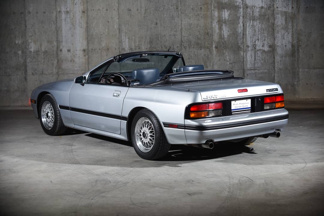 1988 Mazda RX-7 — photo 17