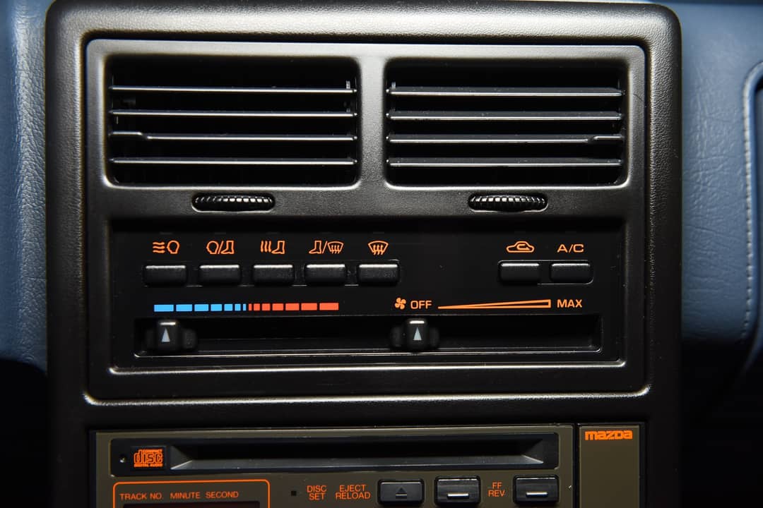 1988 Mazda RX-7 — photo 35