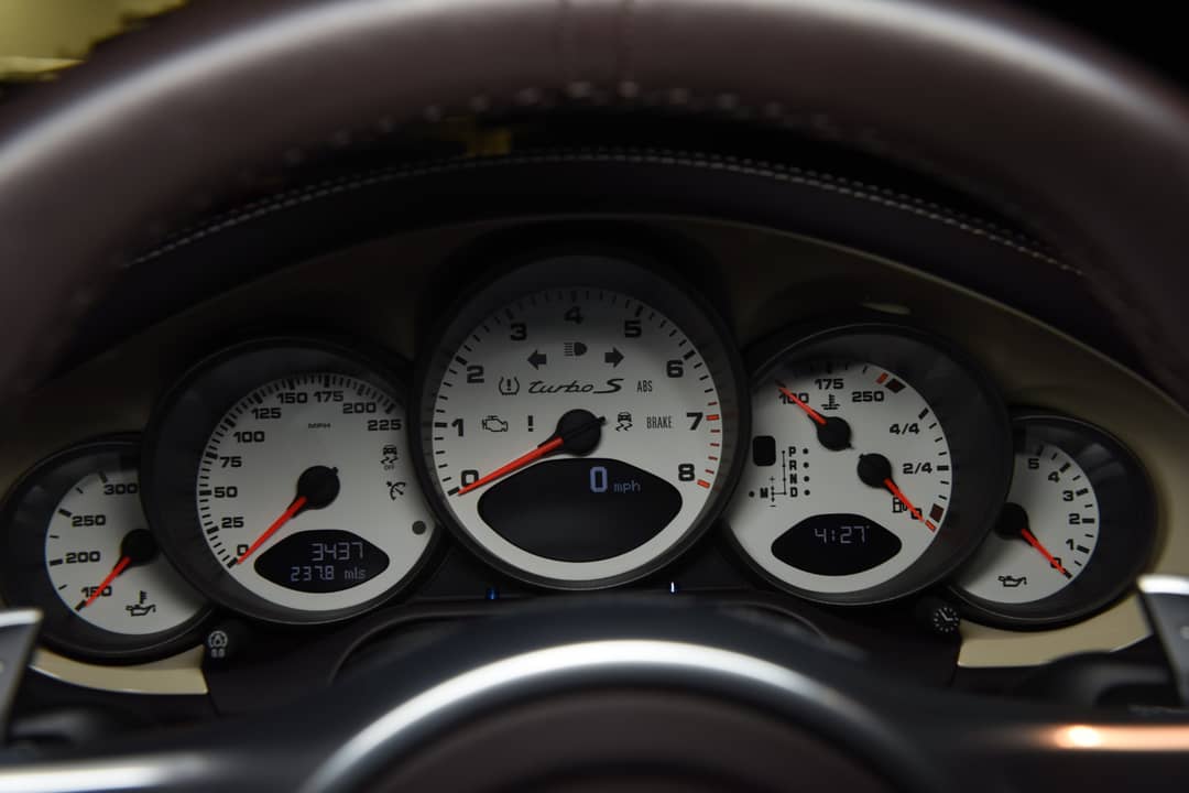 2012 Porsche 911 Turbo S — photo 30