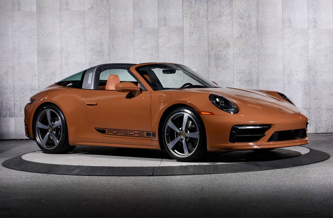2024 Porsche 911 Targa 4S — photo 2