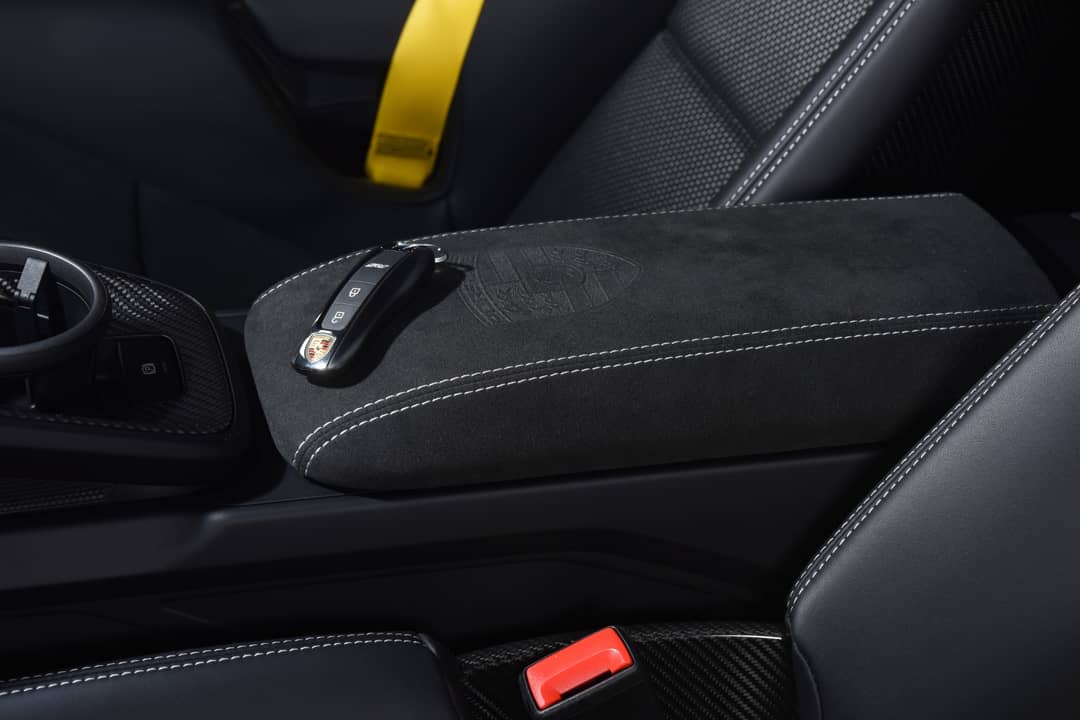 2025 Porsche 911 GT3 RS — photo 47
