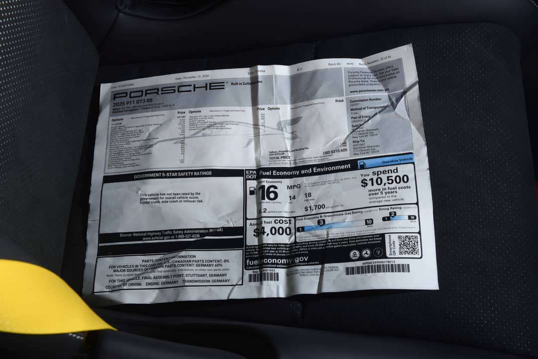 2025 Porsche 911 GT3 RS — photo 51