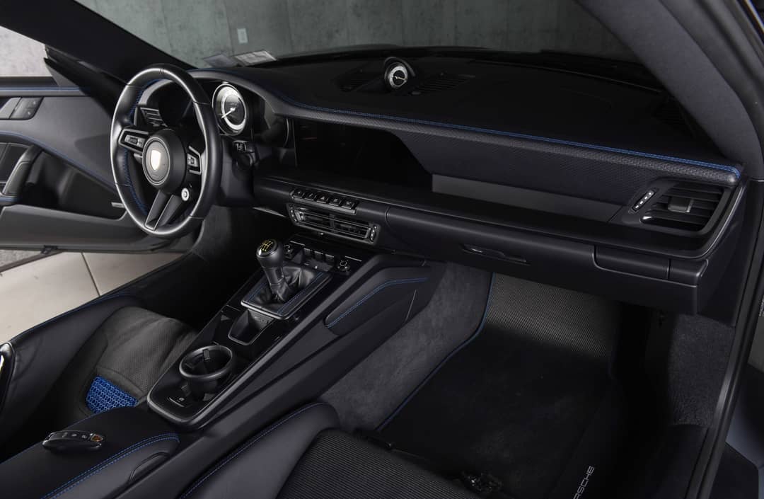 2023 Porsche 911 GT3 Touring — photo 17