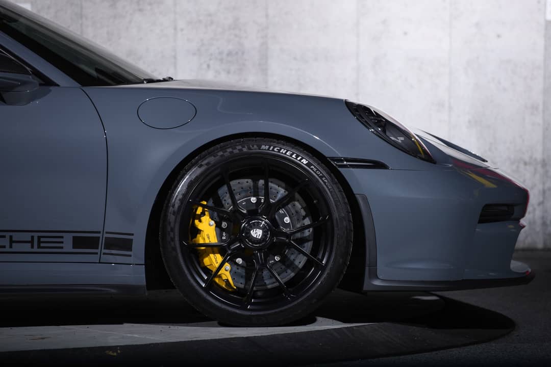 2023 Porsche 911 GT3 Touring — photo 9