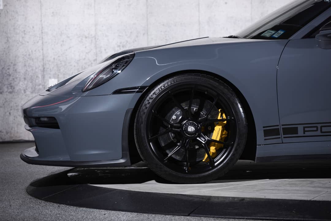2023 Porsche 911 GT3 Touring — photo 10