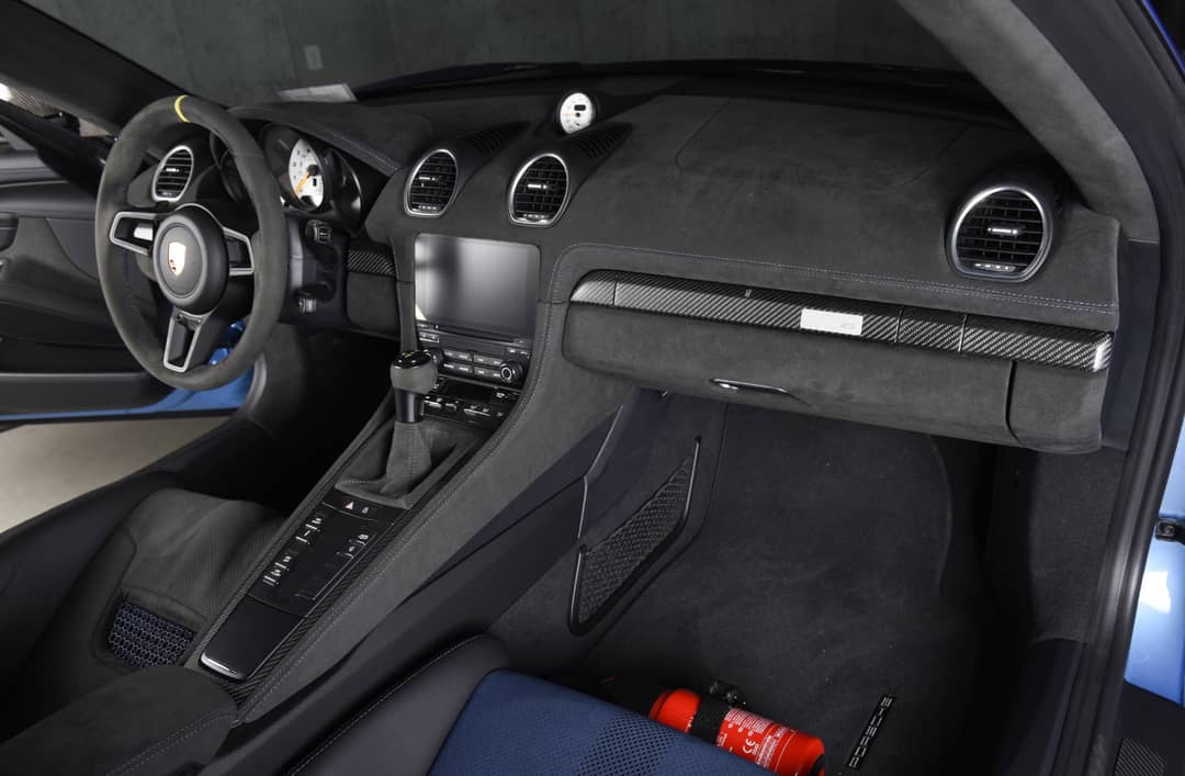 2023 Porsche 718 Cayman GT4 RS — photo 18