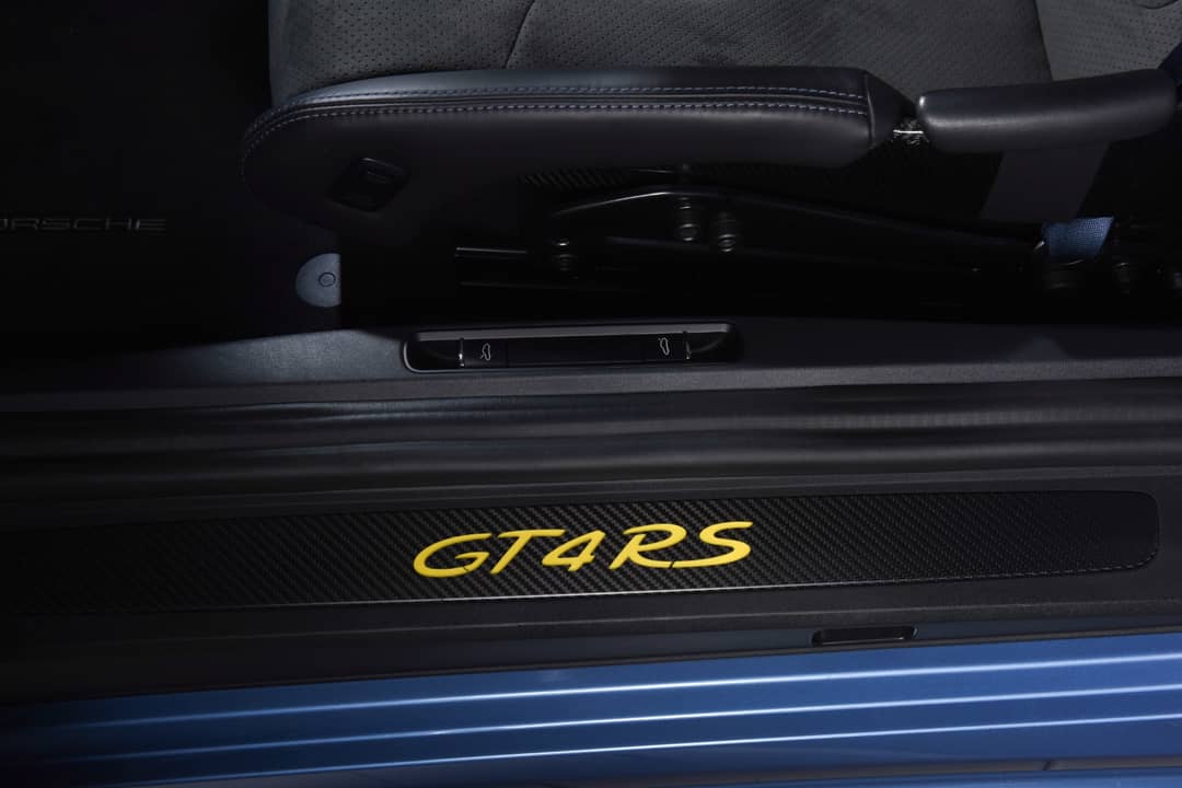 2023 Porsche 718 Cayman GT4 RS — photo 25