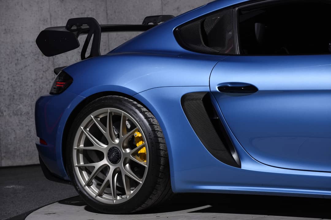 2023 Porsche 718 Cayman GT4 RS — photo 45