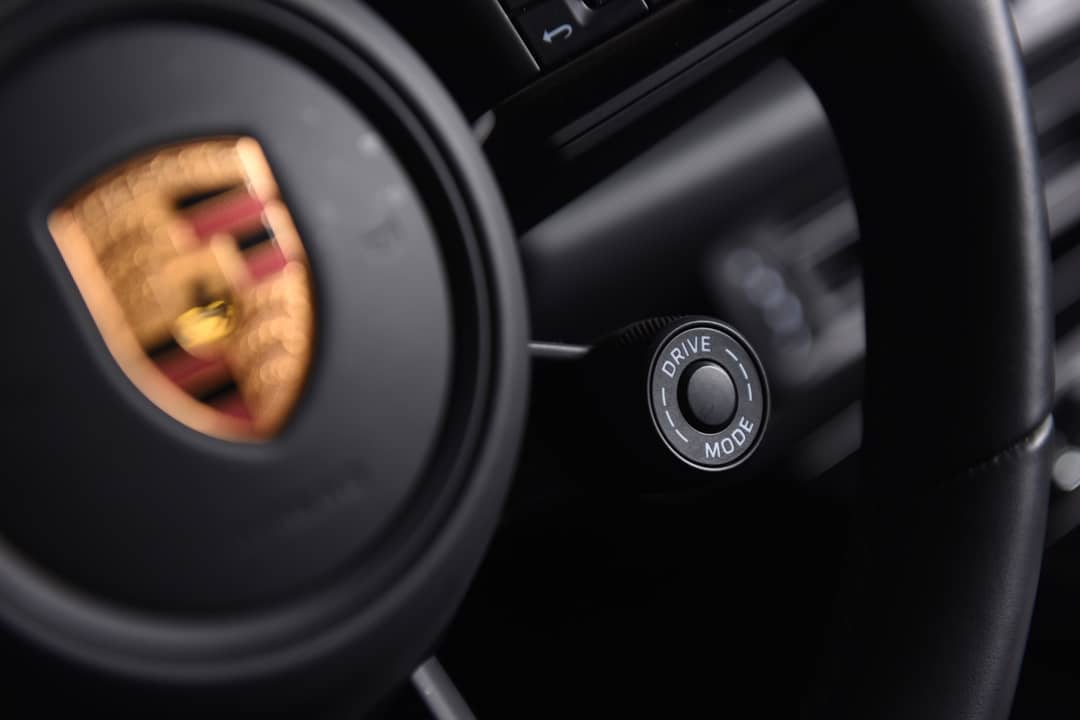 2022 Porsche 911 GT3 Touring — photo 17
