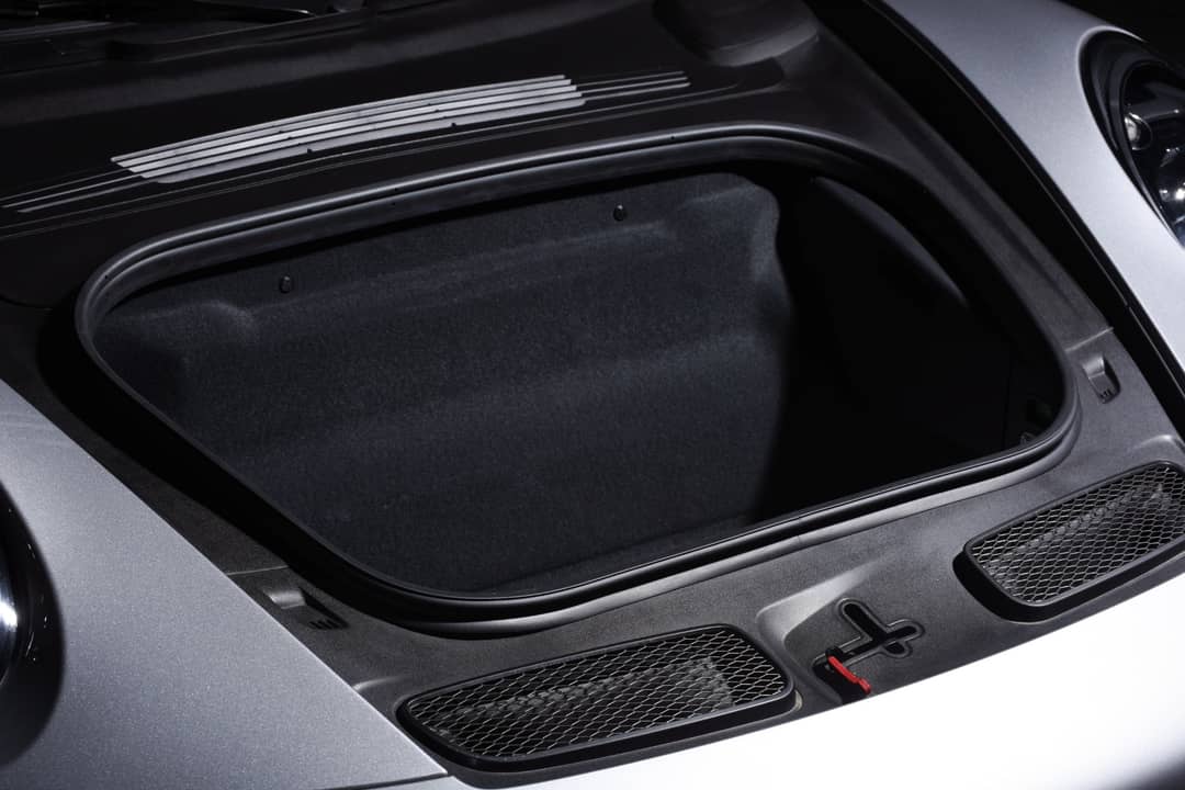 2022 Porsche 911 GT3 Touring — photo 23