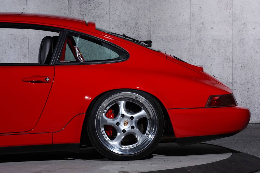 1990 Porsche 911 Carrera 4 — photo 15