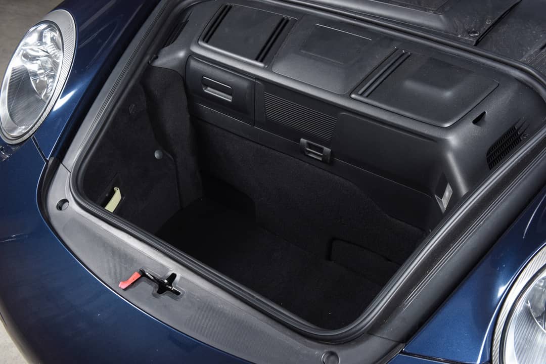 2011 Porsche 911 Targa 4S — photo 13