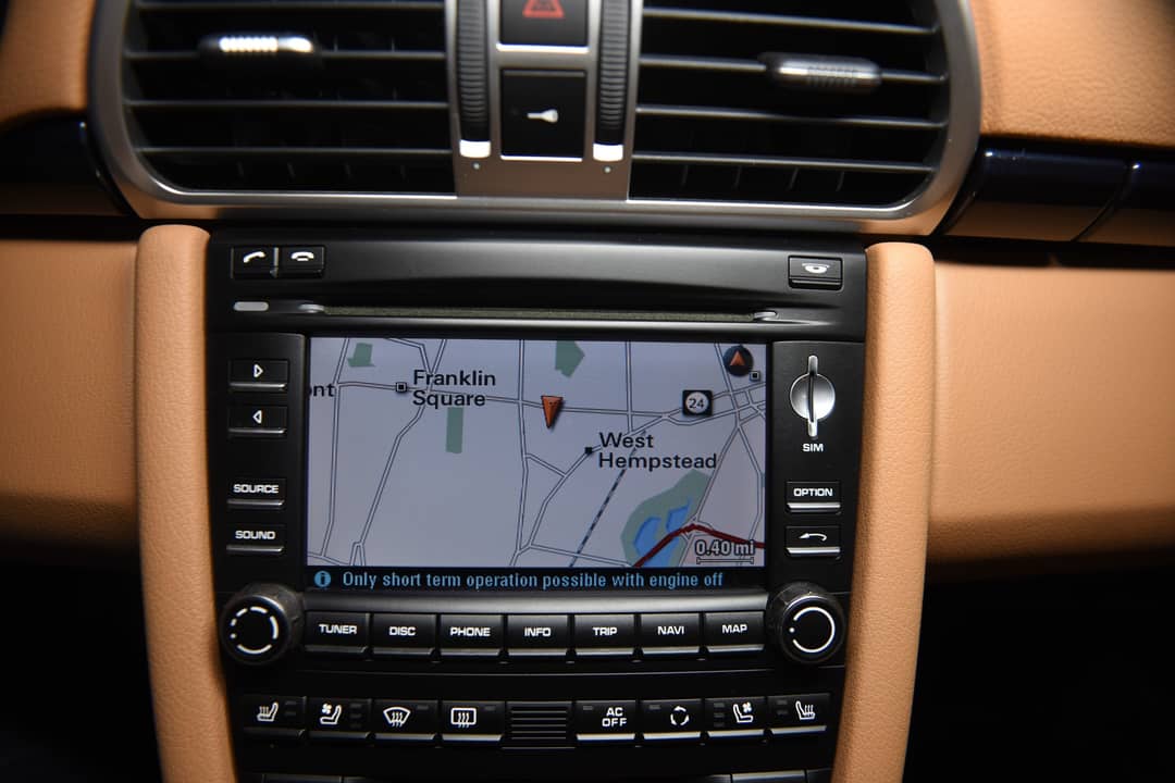 2011 Porsche 911 Targa 4S — photo 16