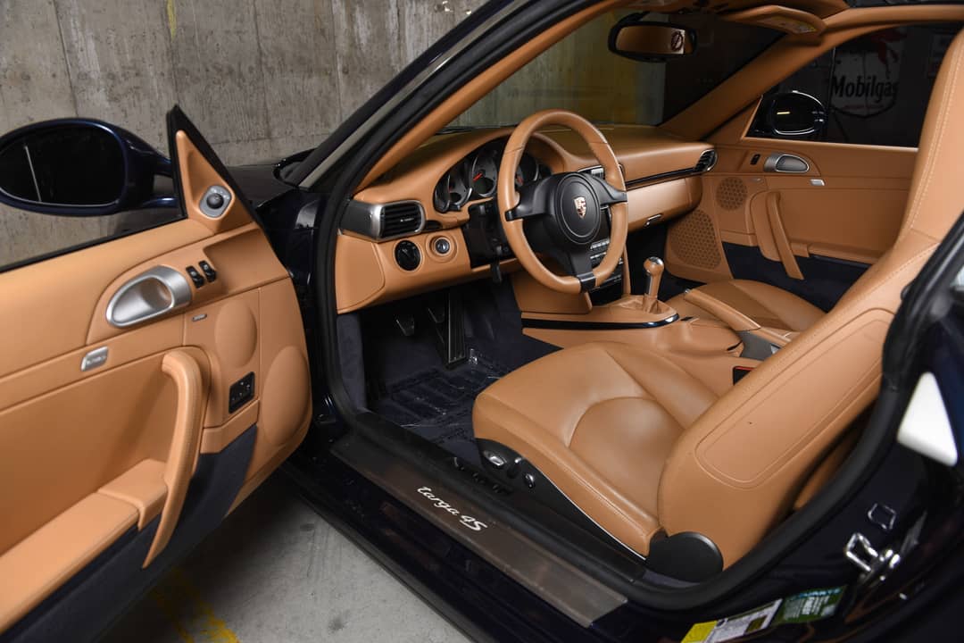 2011 Porsche 911 Targa 4S — photo 20
