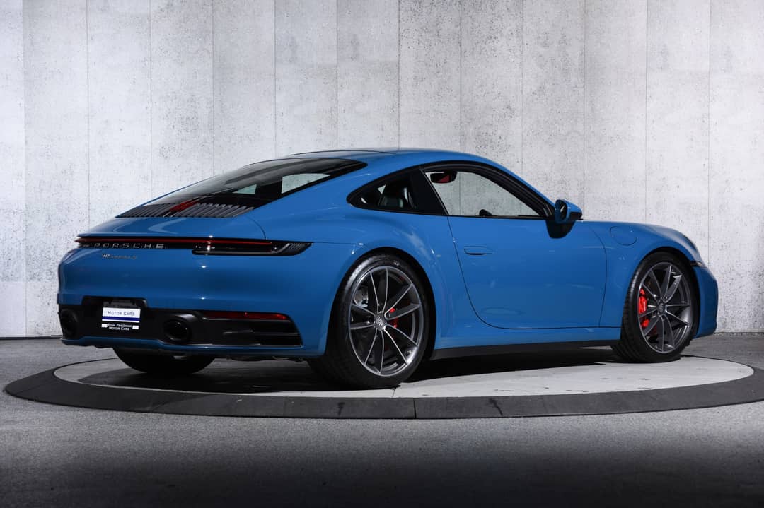 2024 Porsche 911 Carrera S — photo 8