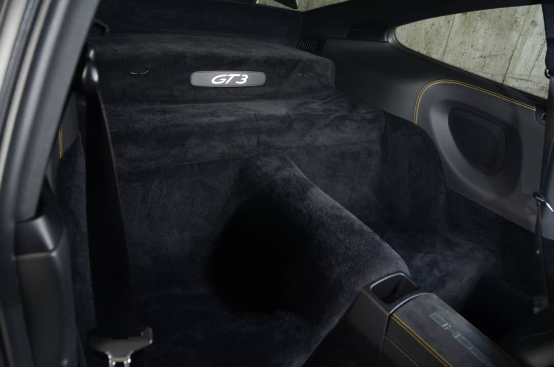 2010 Porsche 911 GT3 — photo 31