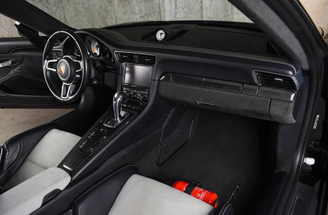 2016 Porsche 911 GT3 RS — photo 14