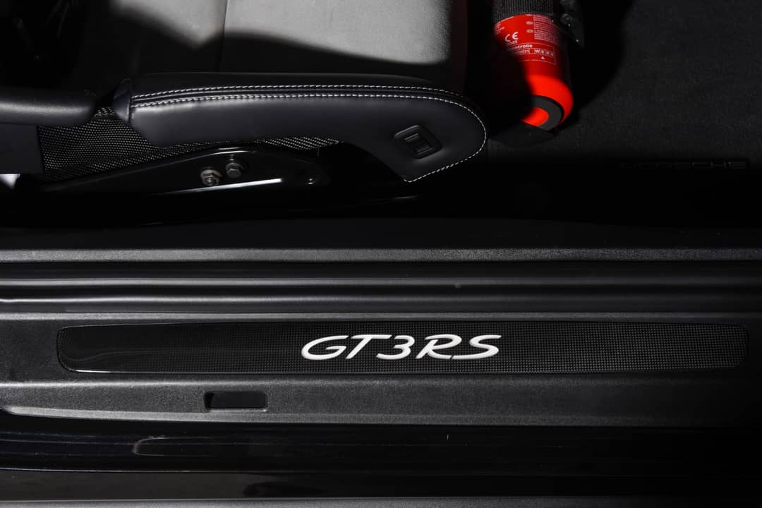 2016 Porsche 911 GT3 RS — photo 22