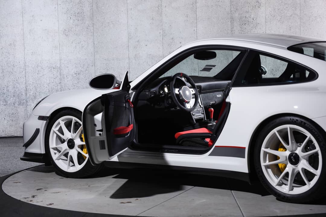 2011 Porsche 911 GT3 RS 4.0 — photo 12