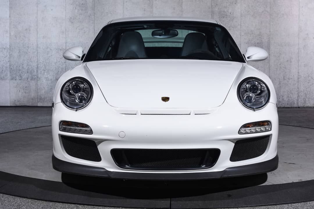 2010 Porsche 911 GT3 — photo 11