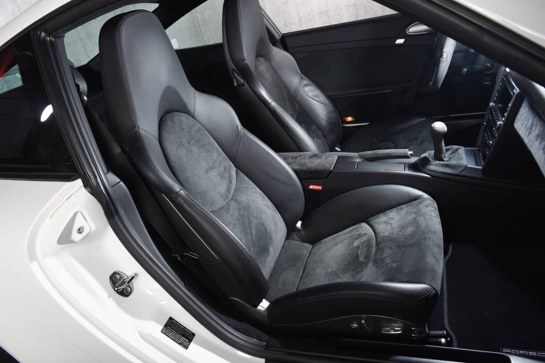 2010 Porsche 911 GT3 — photo 18