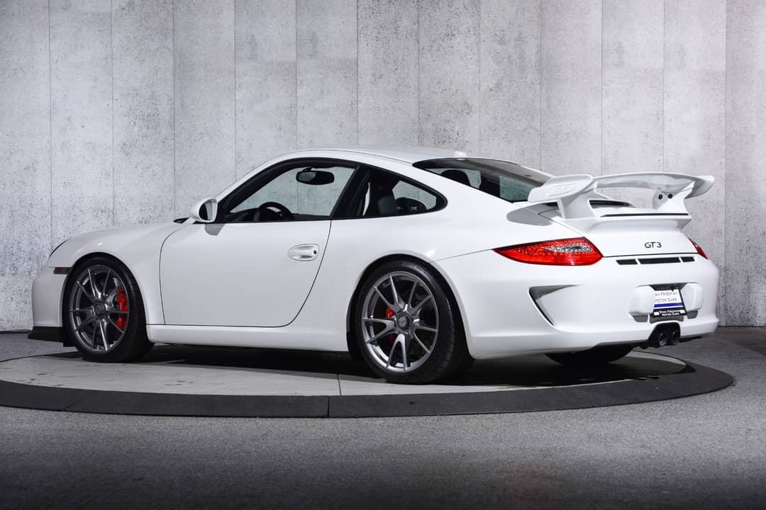 2010 Porsche 911 GT3 — photo 3