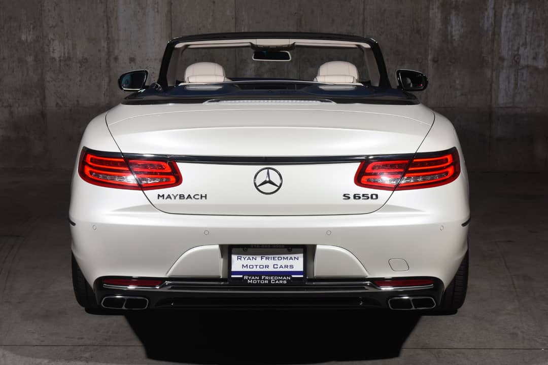 2017 Mercedes-Benz S-Class Maybach S650 — photo 12
