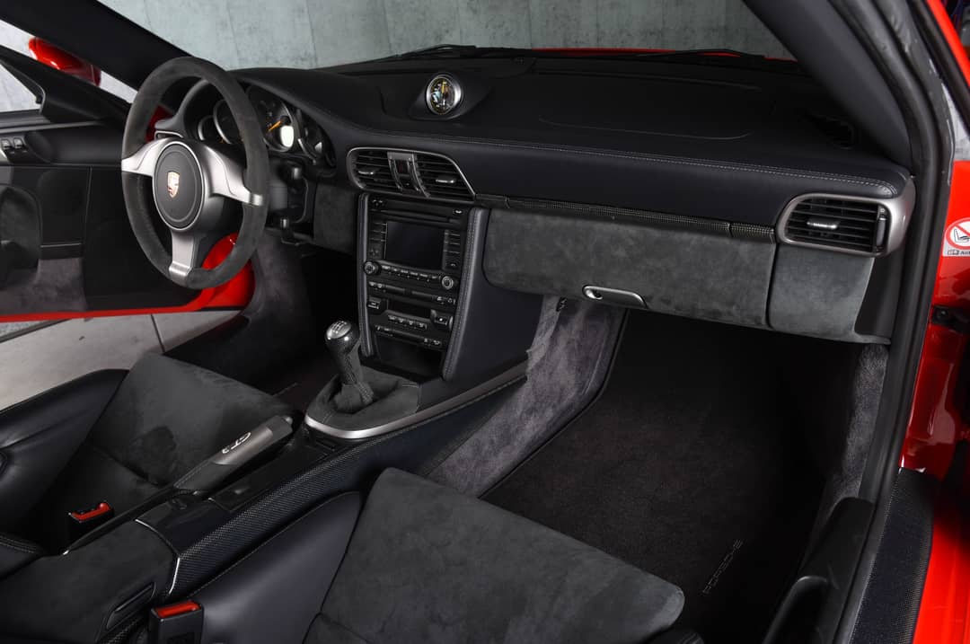 2010 Porsche 911 GT3 — photo 15