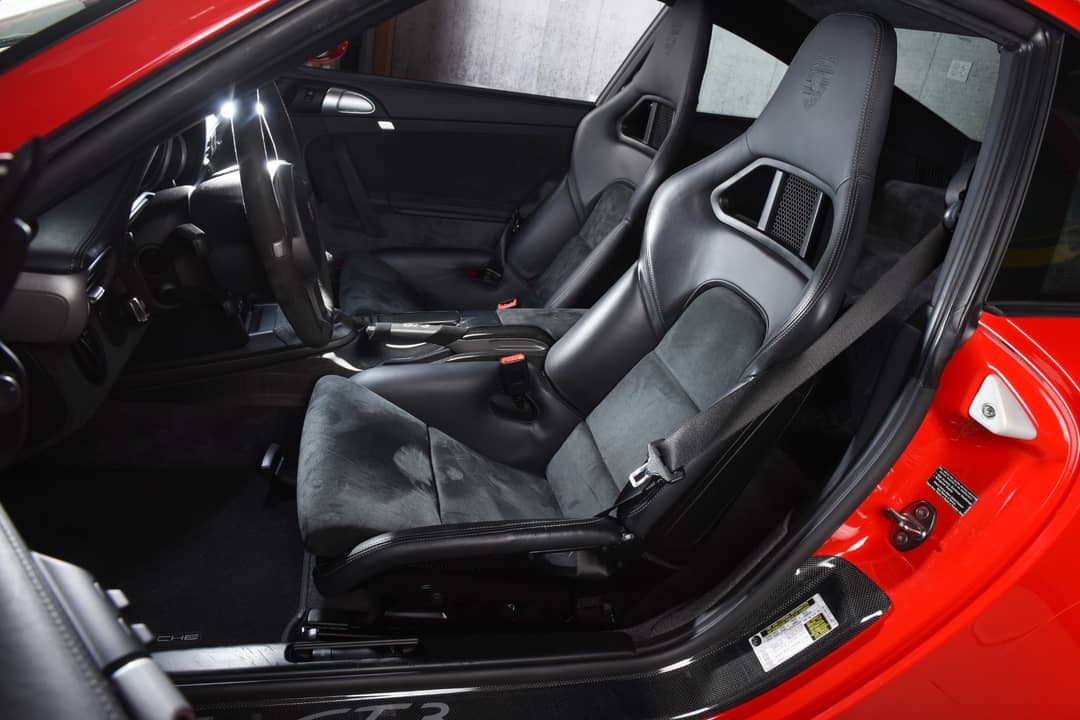 2010 Porsche 911 GT3 — photo 16