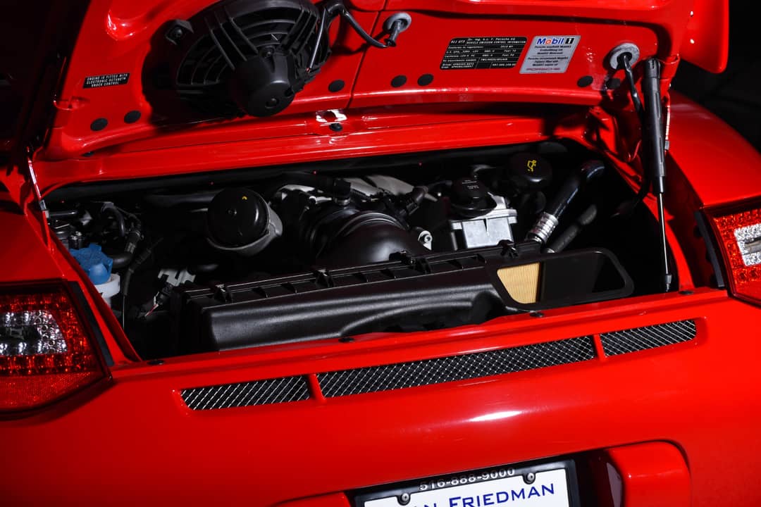 2010 Porsche 911 GT3 — photo 37