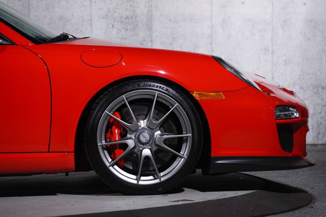 2010 Porsche 911 GT3 — photo 39