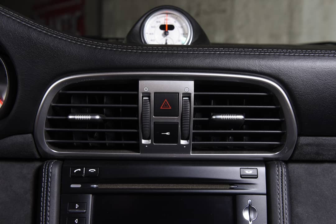 2011 Porsche 911 Carrera GTS Convertible — photo 27