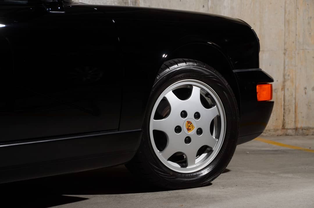 1990 Porsche 911 Carrera 2 Targa — photo 12