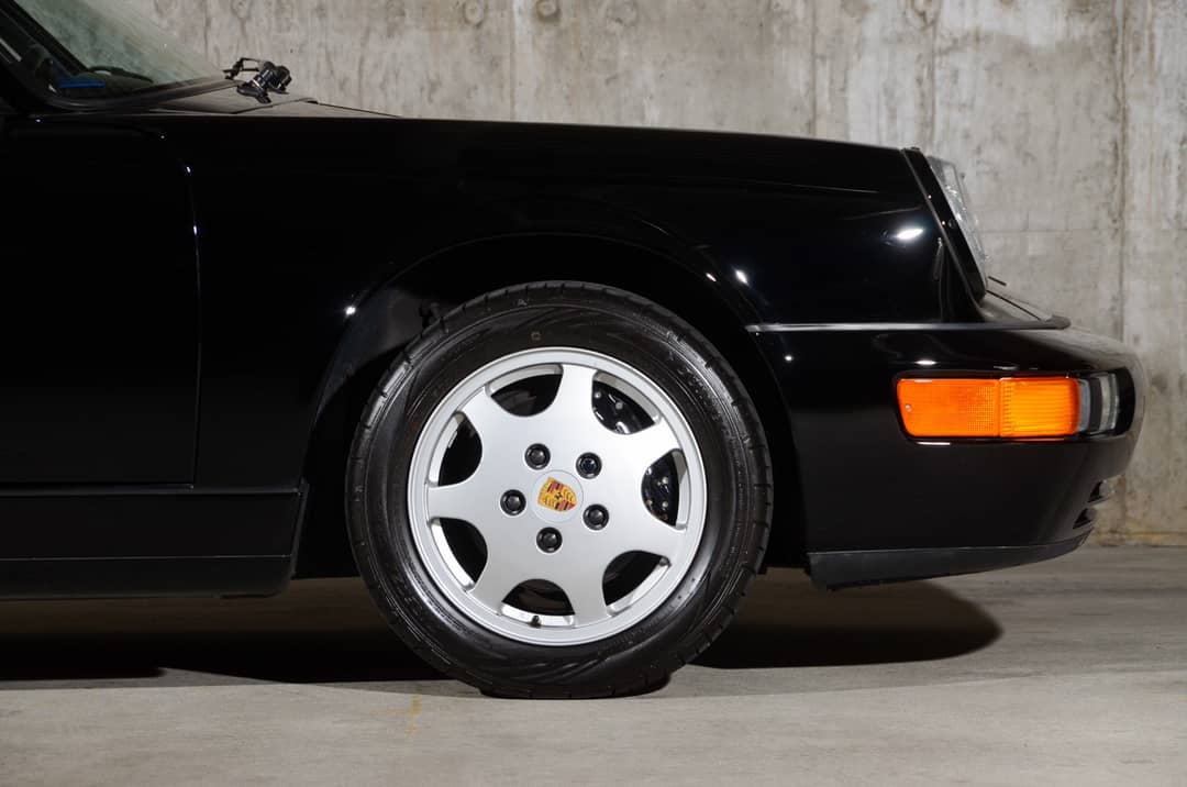 1990 Porsche 911 Carrera 2 Targa — photo 26