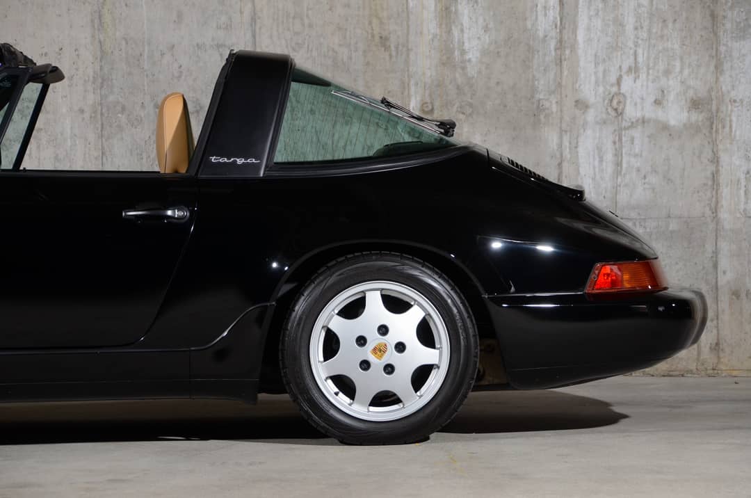 1990 Porsche 911 Carrera 2 Targa — photo 48