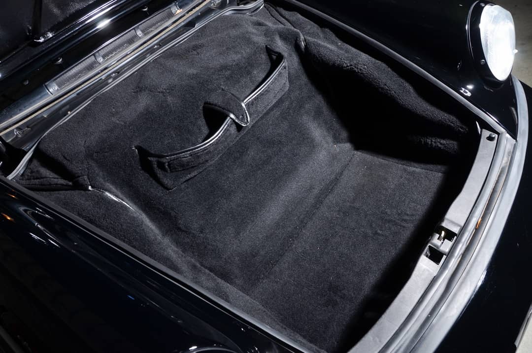1990 Porsche 911 Carrera 2 Targa — photo 64