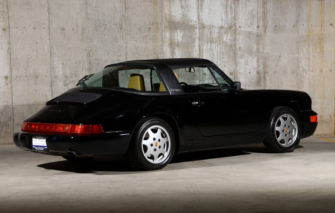 1990 Porsche 911 Carrera 2 Targa — photo 8