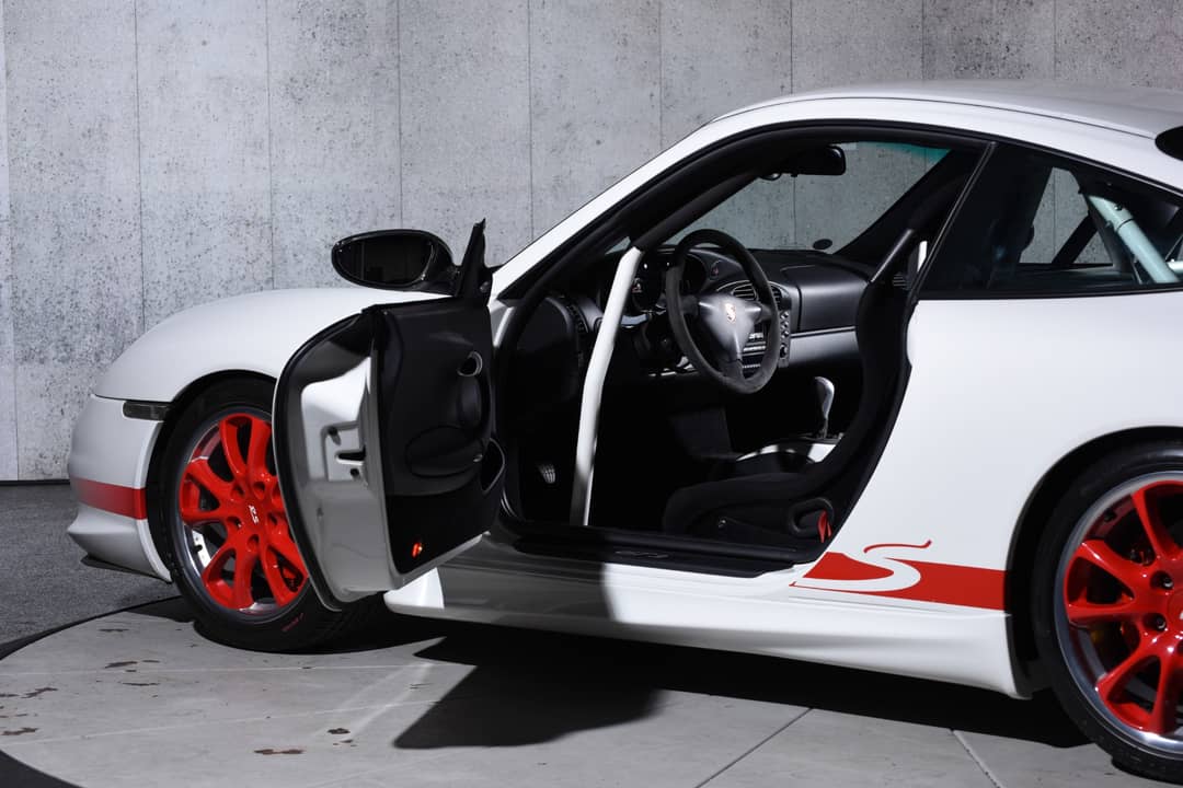 2004 Porsche 911 GT3 RS — photo 13