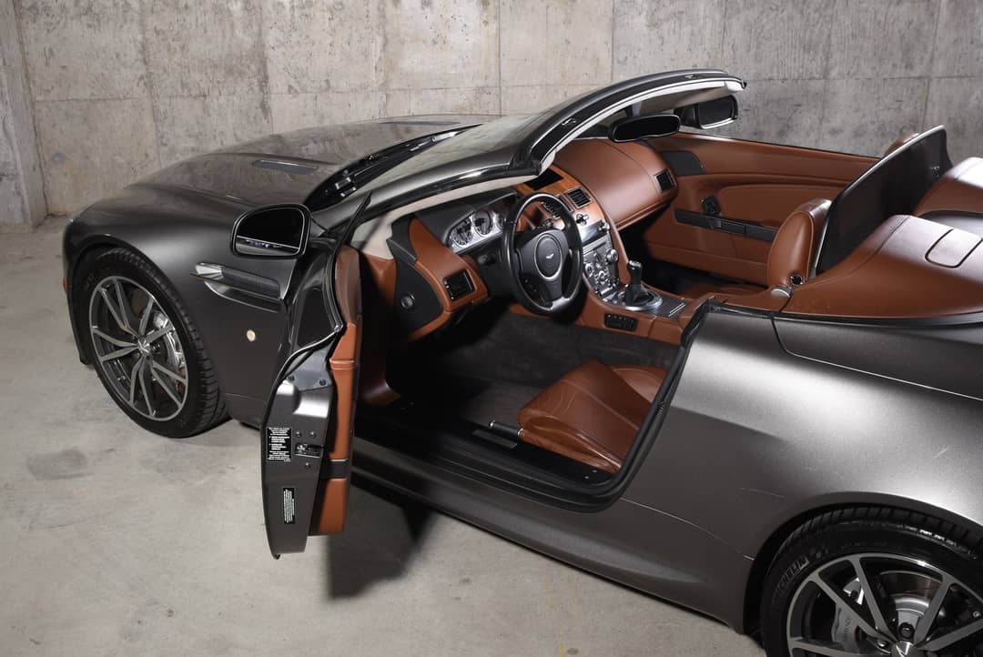 2014 Aston Martin V8 Vantage Roadster — photo 11