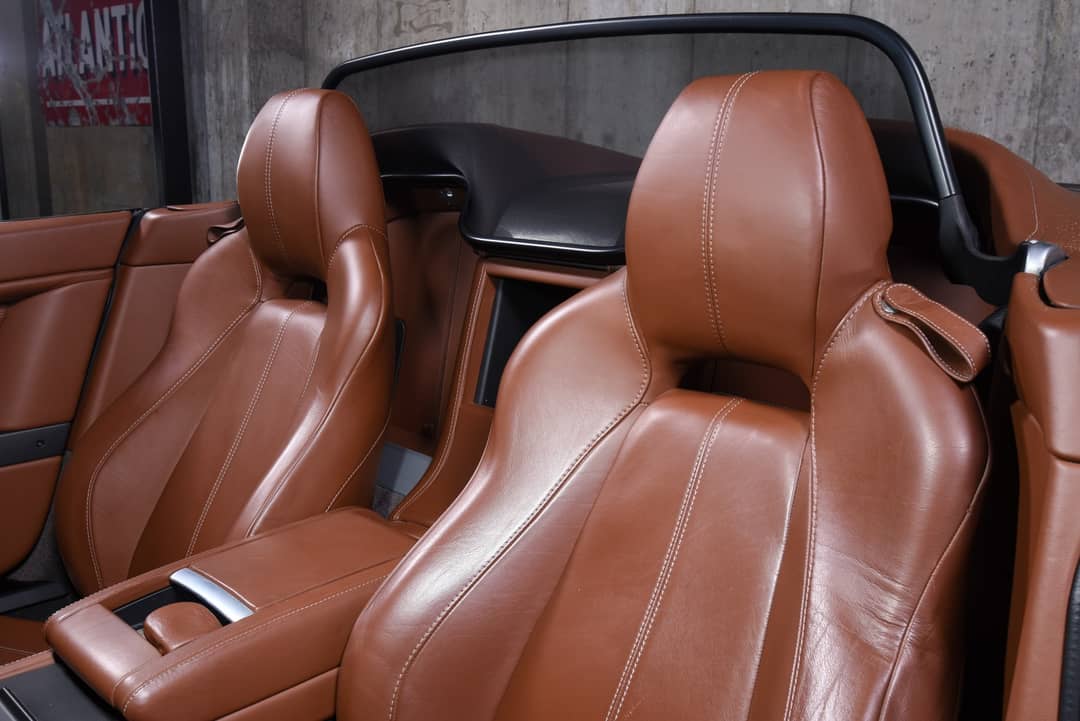 2014 Aston Martin V8 Vantage Roadster — photo 14